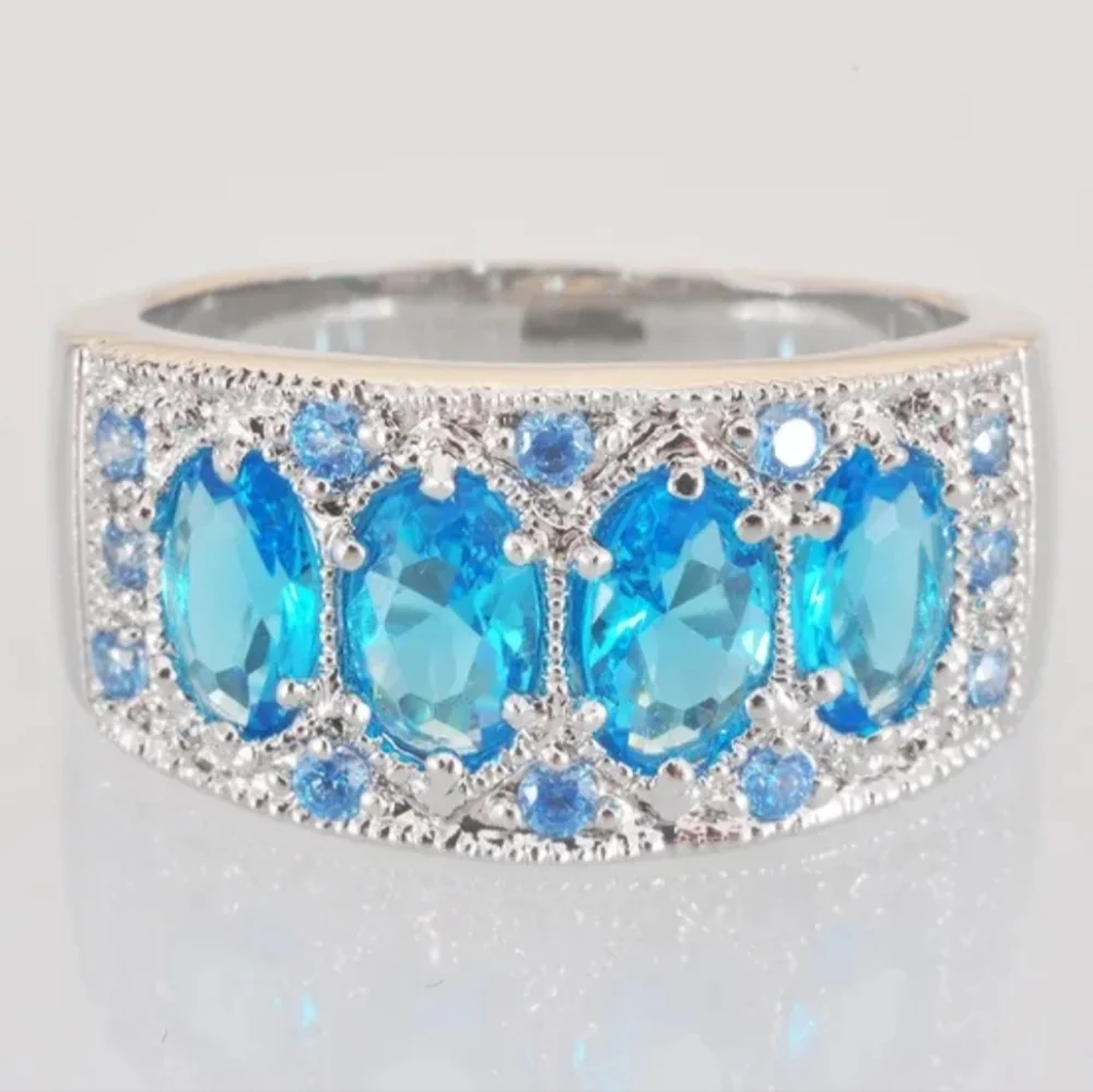 Elegant Blue Gemstone Silvery Chunky Ring Sz 8